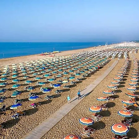 Adorable Seaside Flat Surrounded By A Garden Hotel 2*